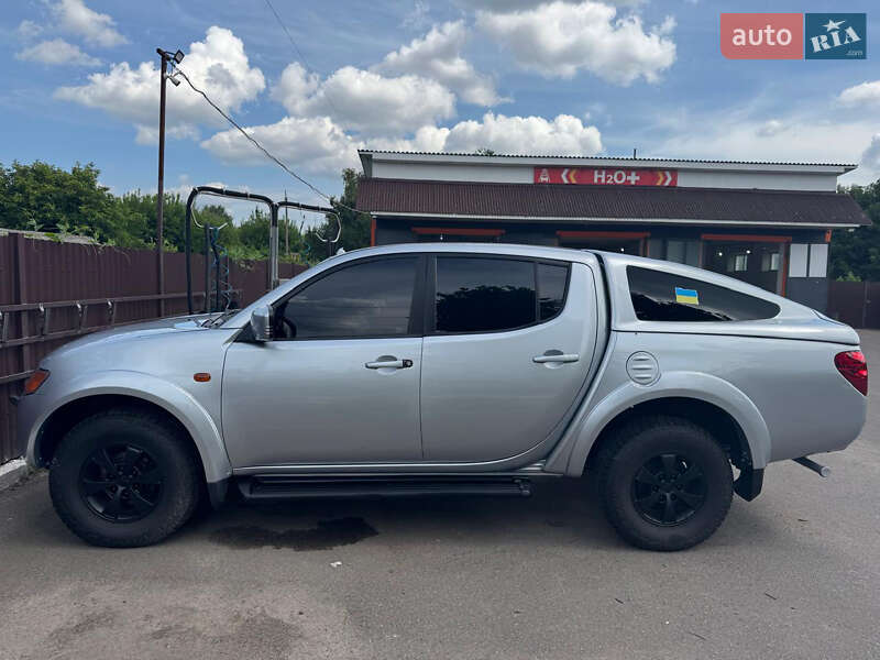 Пікап Mitsubishi L 200 2008 в Києві