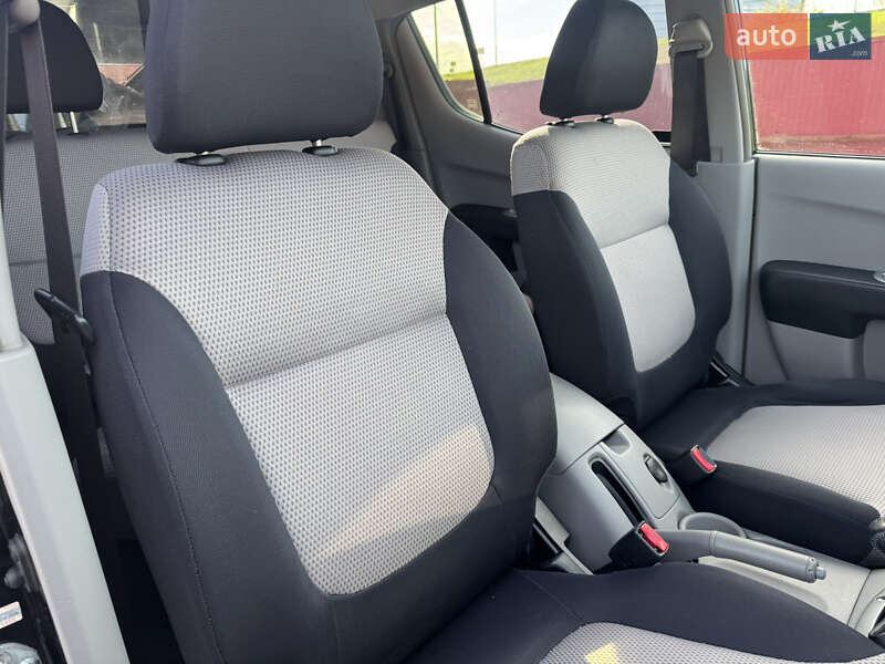 Пикап Mitsubishi L 200 2007 в Киеве