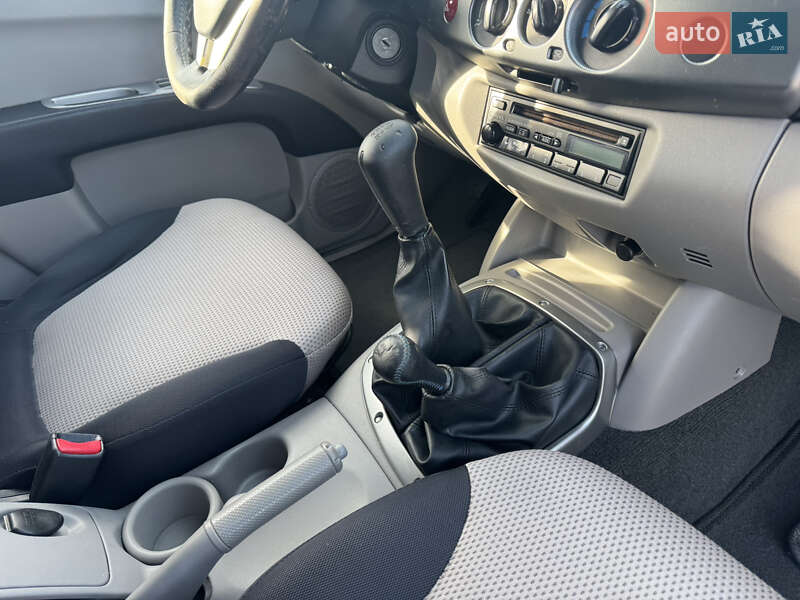 Пикап Mitsubishi L 200 2007 в Киеве