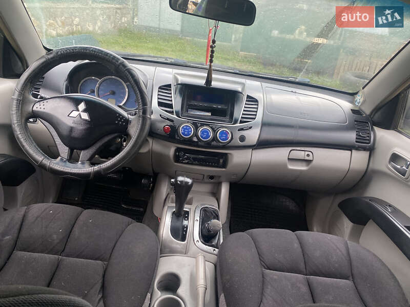 Пикап Mitsubishi L 200 2008 в Верховине фото 10 Пикап Mitsubishi L 200 2008 в Верховине