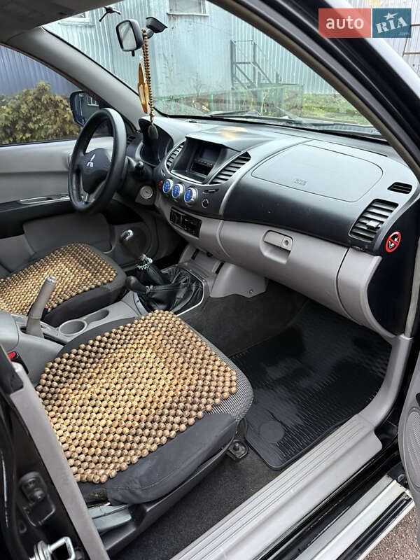 Пікап Mitsubishi L 200 2008 в Житомирі