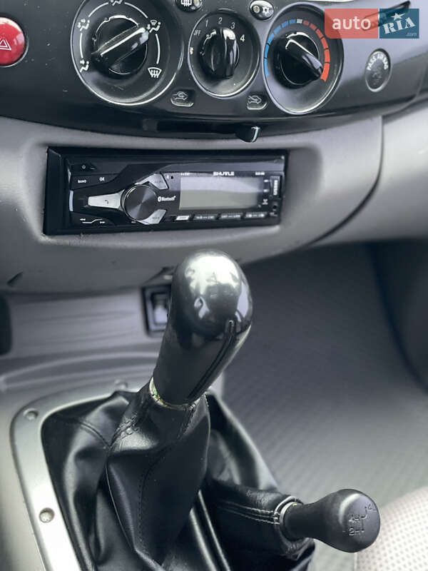 Пікап Mitsubishi L 200 2008 в Житомирі