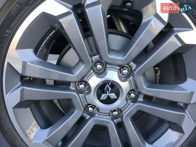 Пікап Mitsubishi L 200 2024 в Олександрії фото 40 Пікап Mitsubishi L 200 2024 в Олександрії