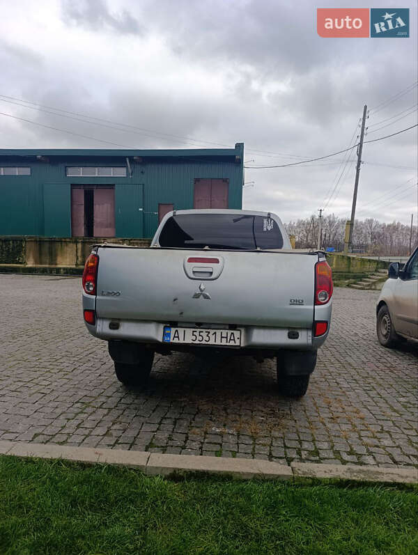 Пікап Mitsubishi L 200 2013 в Броварах фото 2 Пікап Mitsubishi L 200 2013 в Броварах