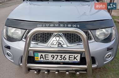 Пикап Mitsubishi L 200 2011 в Никополе