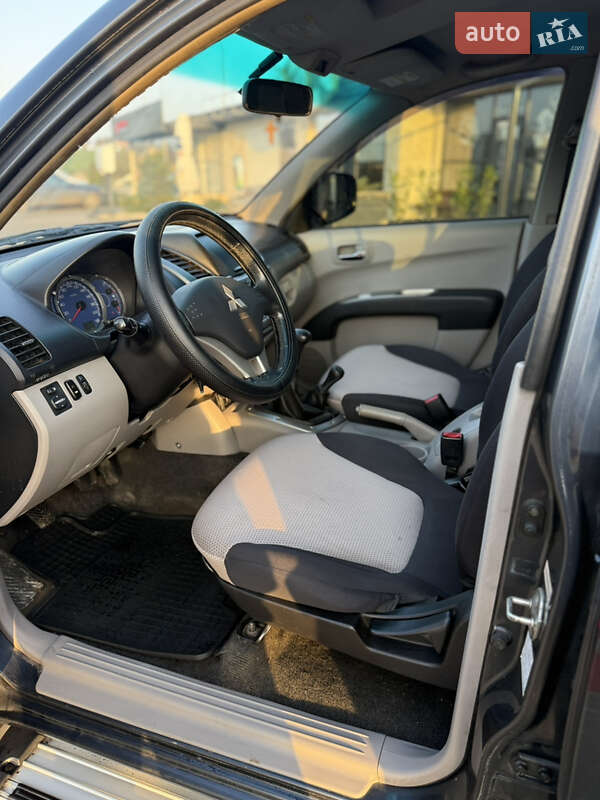 Пікап Mitsubishi L 200 2008 в Одесі фото 12 Пікап Mitsubishi L 200 2008 в Одесі