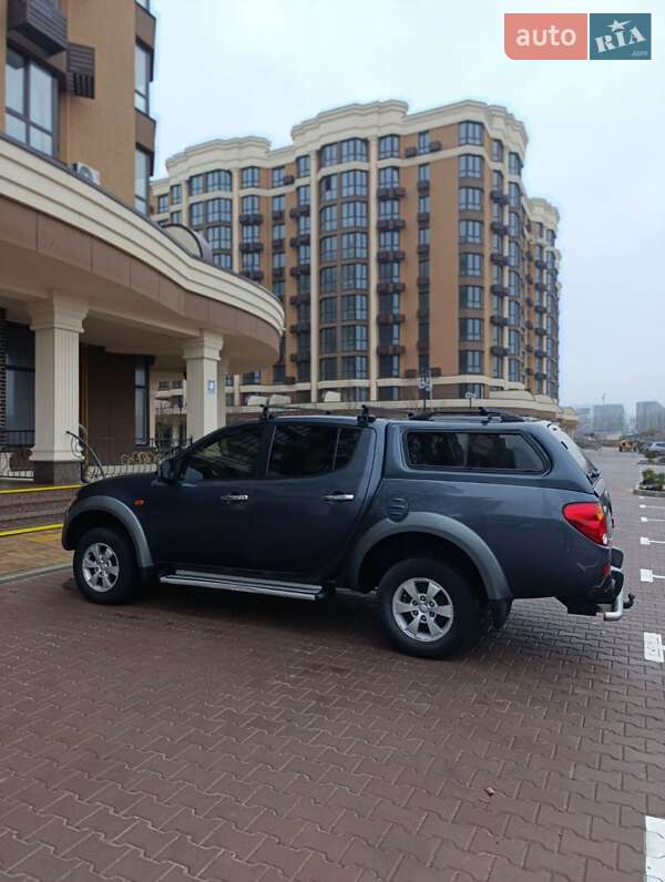 Пікап Mitsubishi L 200 2008 в Києві