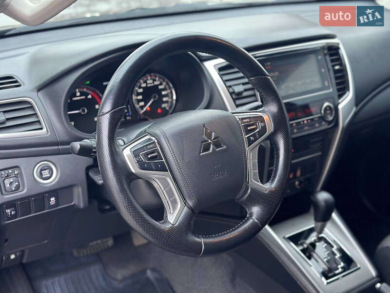 Пікап Mitsubishi L 200 2019 в Дніпрі