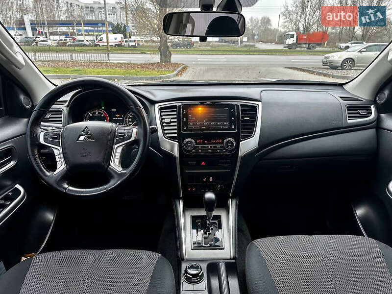 Пікап Mitsubishi L 200 2019 в Дніпрі