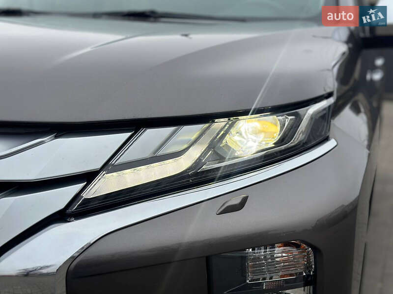 Пікап Mitsubishi L 200 2019 в Дніпрі