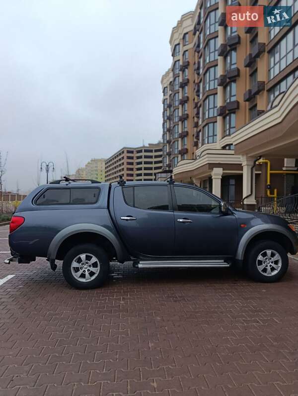 Пікап Mitsubishi L 200 2008 в Києві