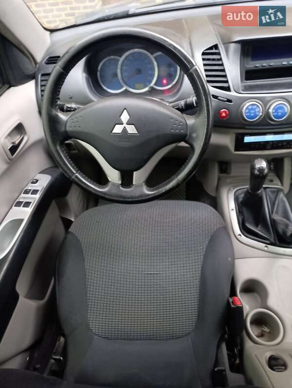 Пікап Mitsubishi L 200 2008 в Києві