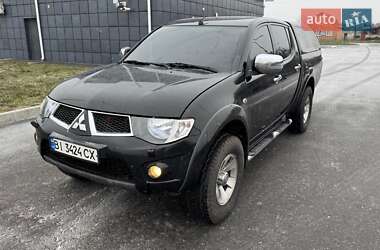 Пікап Mitsubishi L 200 2013 в Лохвиці