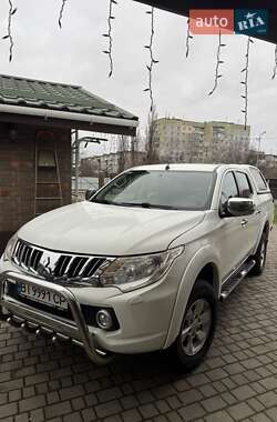 Пикап Mitsubishi L 200 2016 в Полтаве
