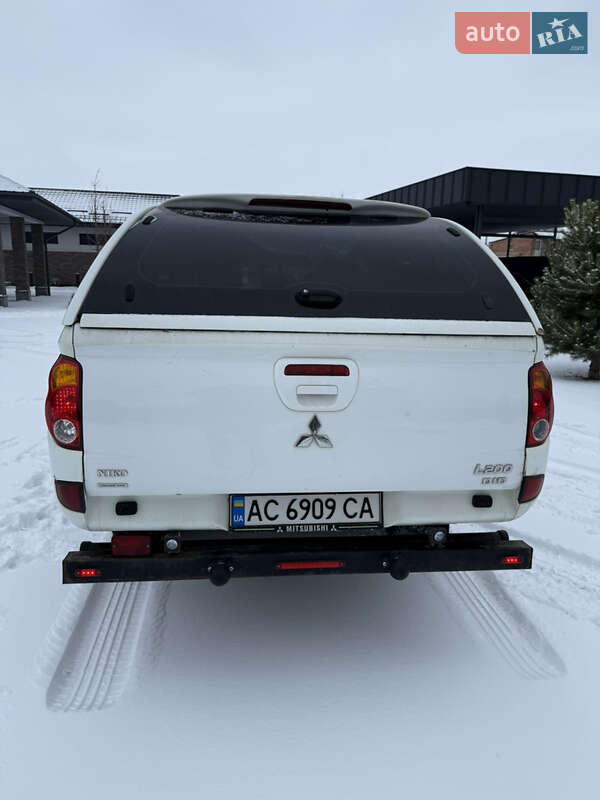 Пікап Mitsubishi L 200 2013 в Луцьку фото 8 Пікап Mitsubishi L 200 2013 в Луцьку