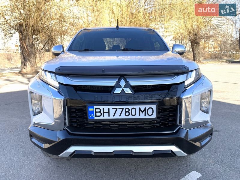 Mitsubishi L 200 2019