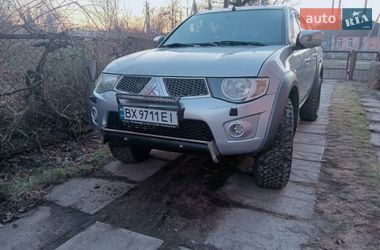 Пикап Mitsubishi L 200 2012 в Летичеве