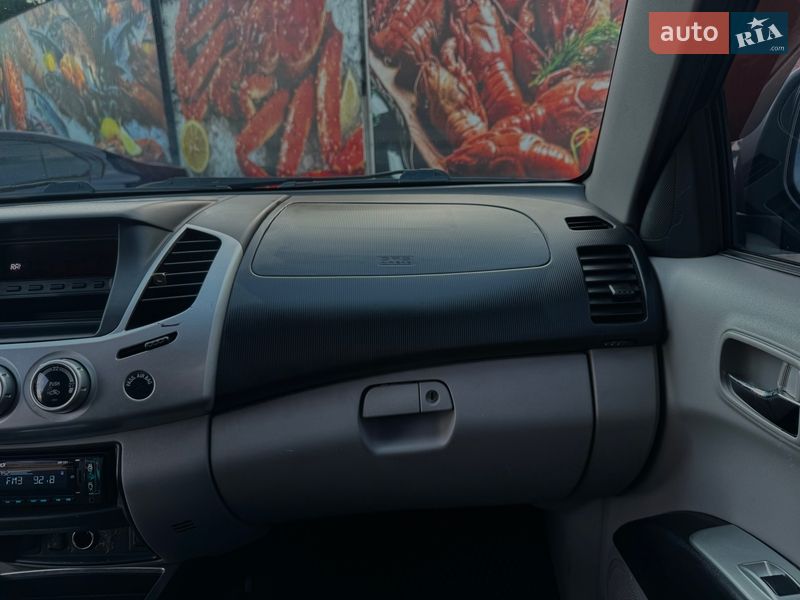 Пикап Mitsubishi L 200 2011 в Одессе