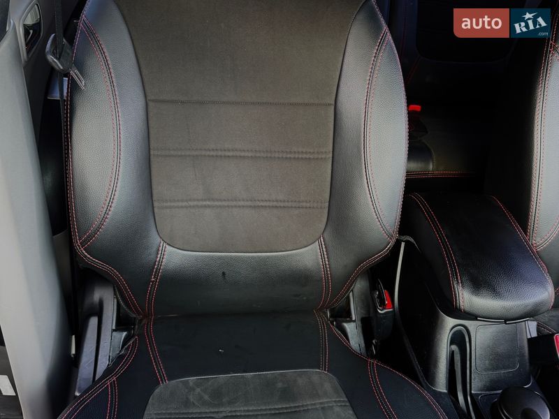 Пикап Mitsubishi L 200 2011 в Одессе