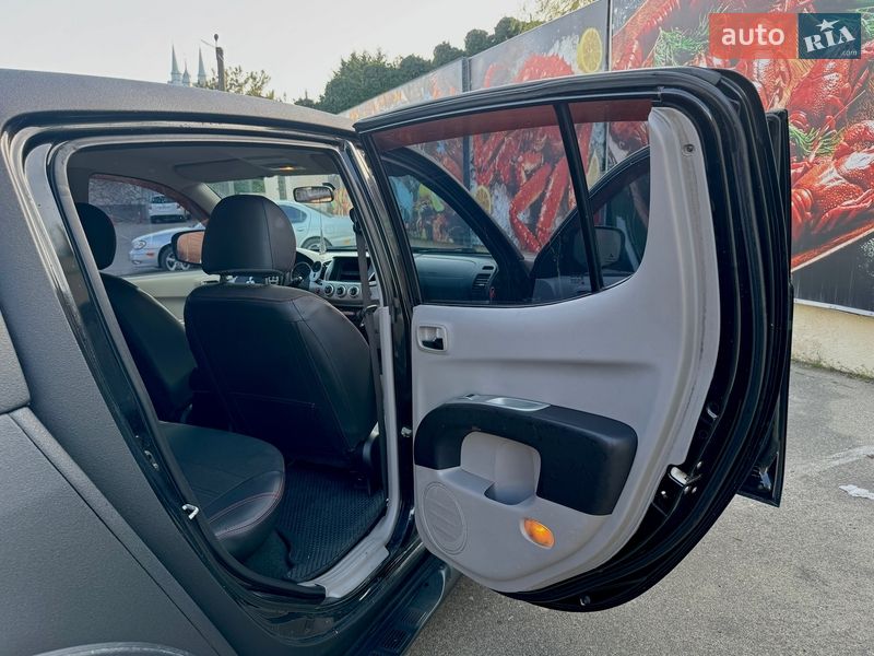 Пикап Mitsubishi L 200 2011 в Одессе