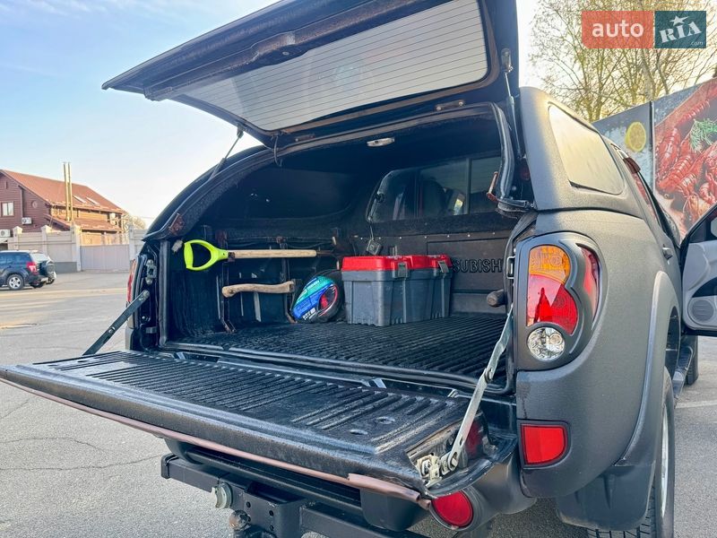 Пикап Mitsubishi L 200 2011 в Одессе