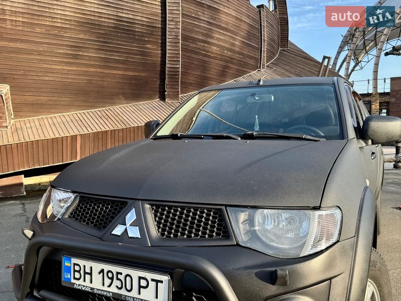 Пикап Mitsubishi L 200 2011 в Одессе