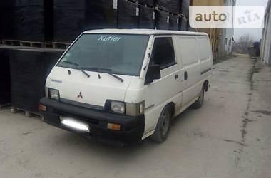 Вантажний фургон Mitsubishi L 300 1994 в Києві