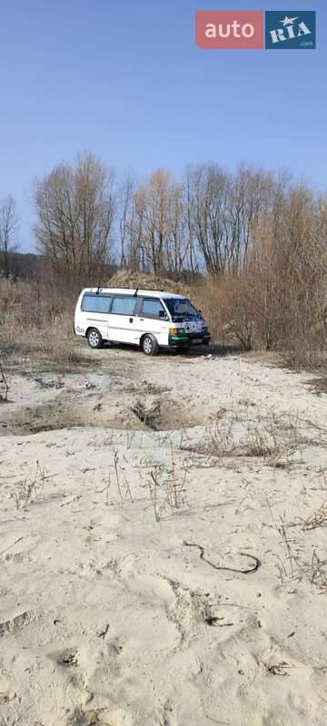 Мінівен Mitsubishi L 300 1995 в Калинівці