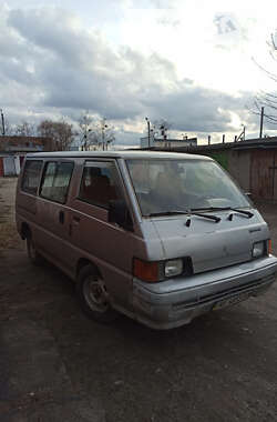 Минивэн Mitsubishi L 300 1988 в Нетешине