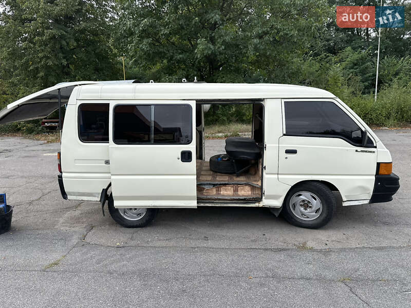 Мінівен Mitsubishi L 300 1993 в Жмеринці