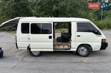 Мінівен Mitsubishi L 300 1993 в 