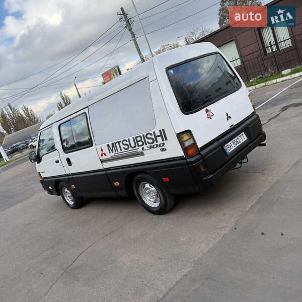 Минивэн Mitsubishi L 300 1995 в Одессе фото 10 Минивэн Mitsubishi L 300 1995 в Одессе
