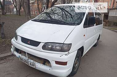 Минивэн Mitsubishi L 400 1999 в 