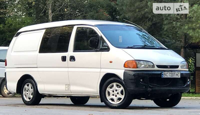 Грузопассажирский фургон Mitsubishi L 400 1997 в Дрогобыче