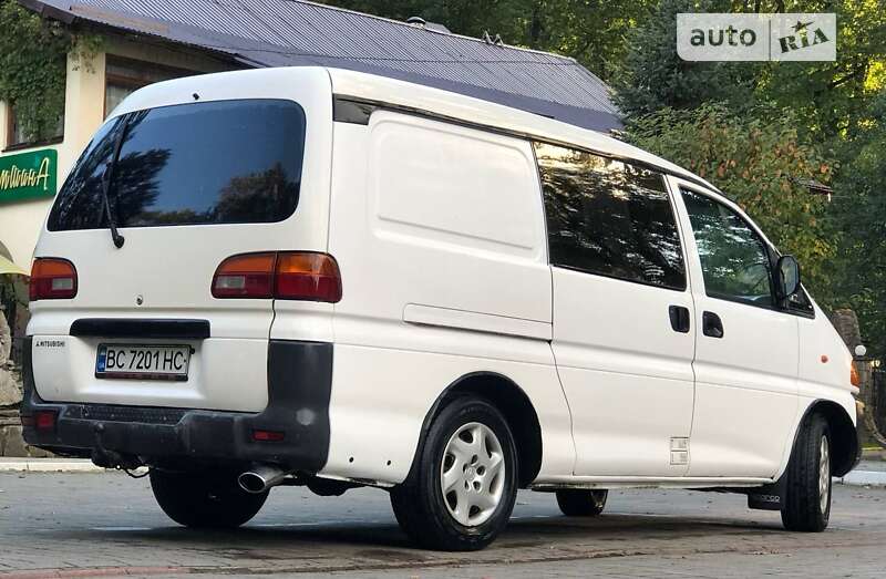 Грузопассажирский фургон Mitsubishi L 400 1997 в Дрогобыче