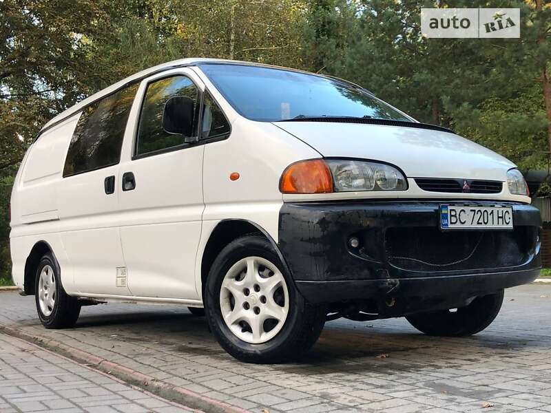 Грузопассажирский фургон Mitsubishi L 400 1997 в Дрогобыче