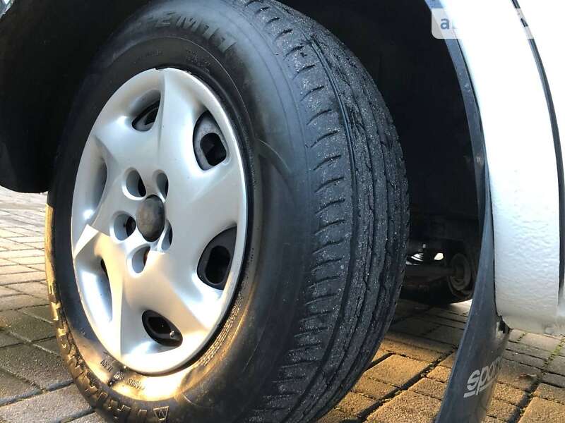 Грузопассажирский фургон Mitsubishi L 400 1997 в Дрогобыче