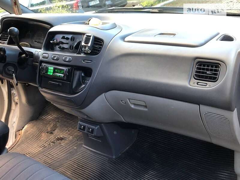 Грузопассажирский фургон Mitsubishi L 400 1997 в Дрогобыче