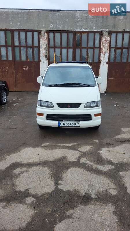 Mitsubishi L 400 1999