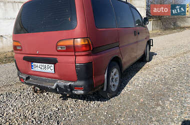 Минивэн Mitsubishi L 400 1998 в 
