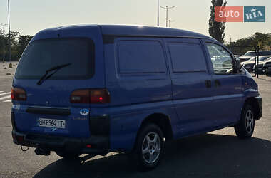 Грузовой фургон Mitsubishi L 400 2000 в 