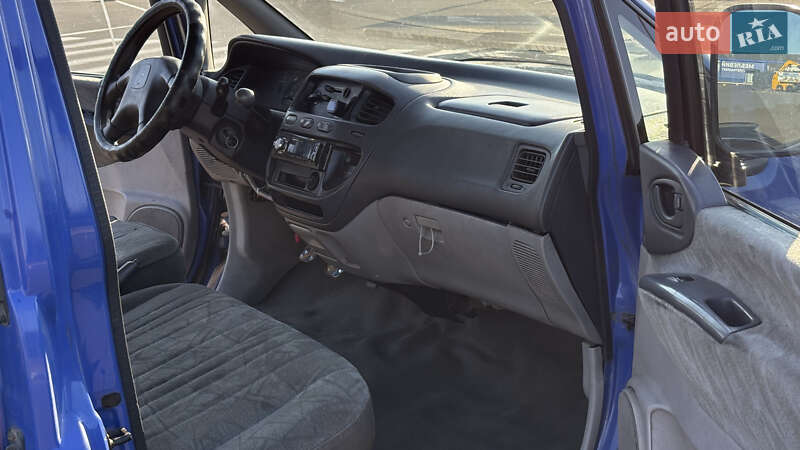 Грузовой фургон Mitsubishi L 400 2000 в Одессе