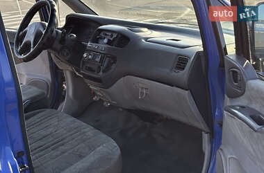 Грузовой фургон Mitsubishi L 400 2000 в 
