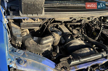 Грузовой фургон Mitsubishi L 400 2000 в 