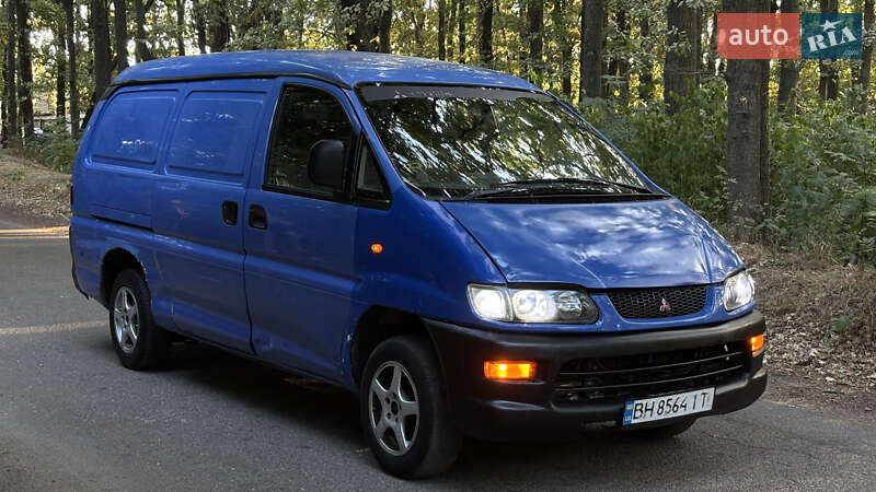 Грузовой фургон Mitsubishi L 400 2000 в Одессе