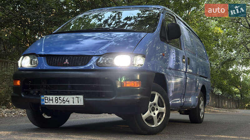 Грузовой фургон Mitsubishi L 400 2000 в Одессе