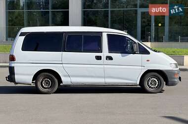 Минивэн Mitsubishi L 400 2000 в 