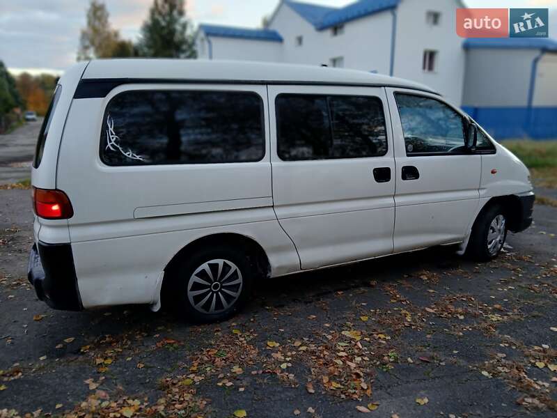 Минивэн Mitsubishi L 400 1999 в Стебнику