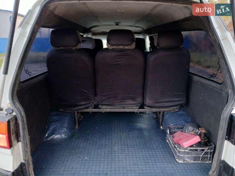 Минивэн Mitsubishi L 400 1999 в Стебнику