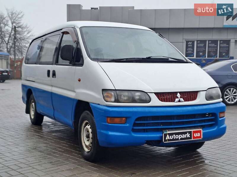 Мінівен Mitsubishi L 400 2000 в Одесі